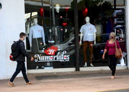 Projeção para o Dia dos Namorados em MS indica queda de 7,1% nas vendas