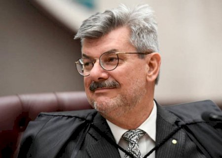STJ suspende penduricalhos de Marco Buzzi, investigado por assédio sexual