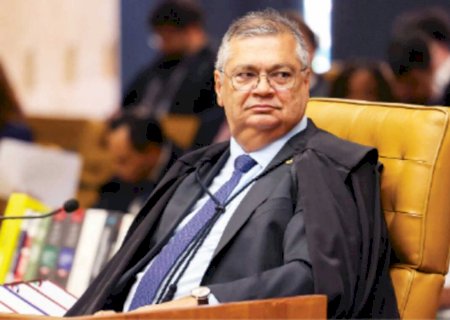 No STF, Dino abre novo processo para apurar desvio de emendas para filme de Bolsonaro