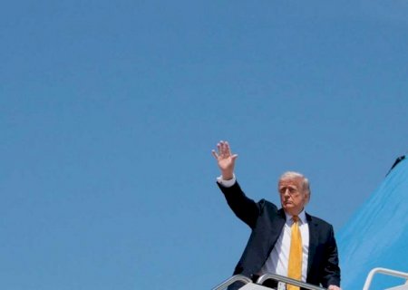 A caminho de Pequim, Trump diz que pedirá a Xi que 'abra' a China