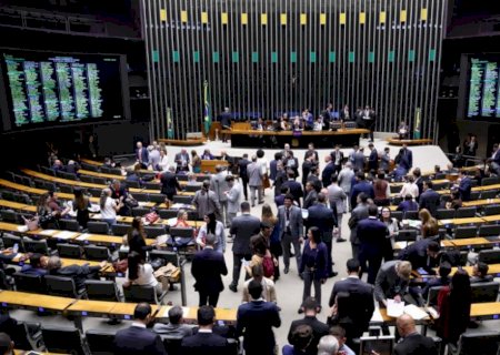 PoderData: 48% veem trabalho da Câmara como ‘péssimo’; Senado índice vai para 44%