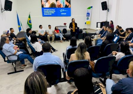 Cidadania empossa membros do Conjuv e disponibiliza curso para criação e fortalecimento de conselhos da juventude
